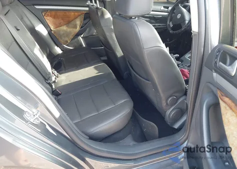 2008 Volkswagen Jetta Wolfsburg Edition from USA, damaged, VIN 3VWRJ71K68M119691